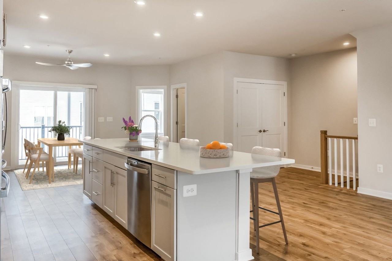 44579 Wolfhound Sq - Photo 4 of 21