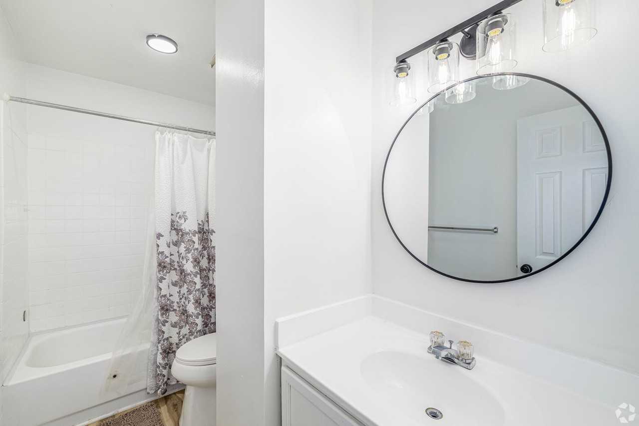 2768 Gatewood Circle - Photo 2 of 23