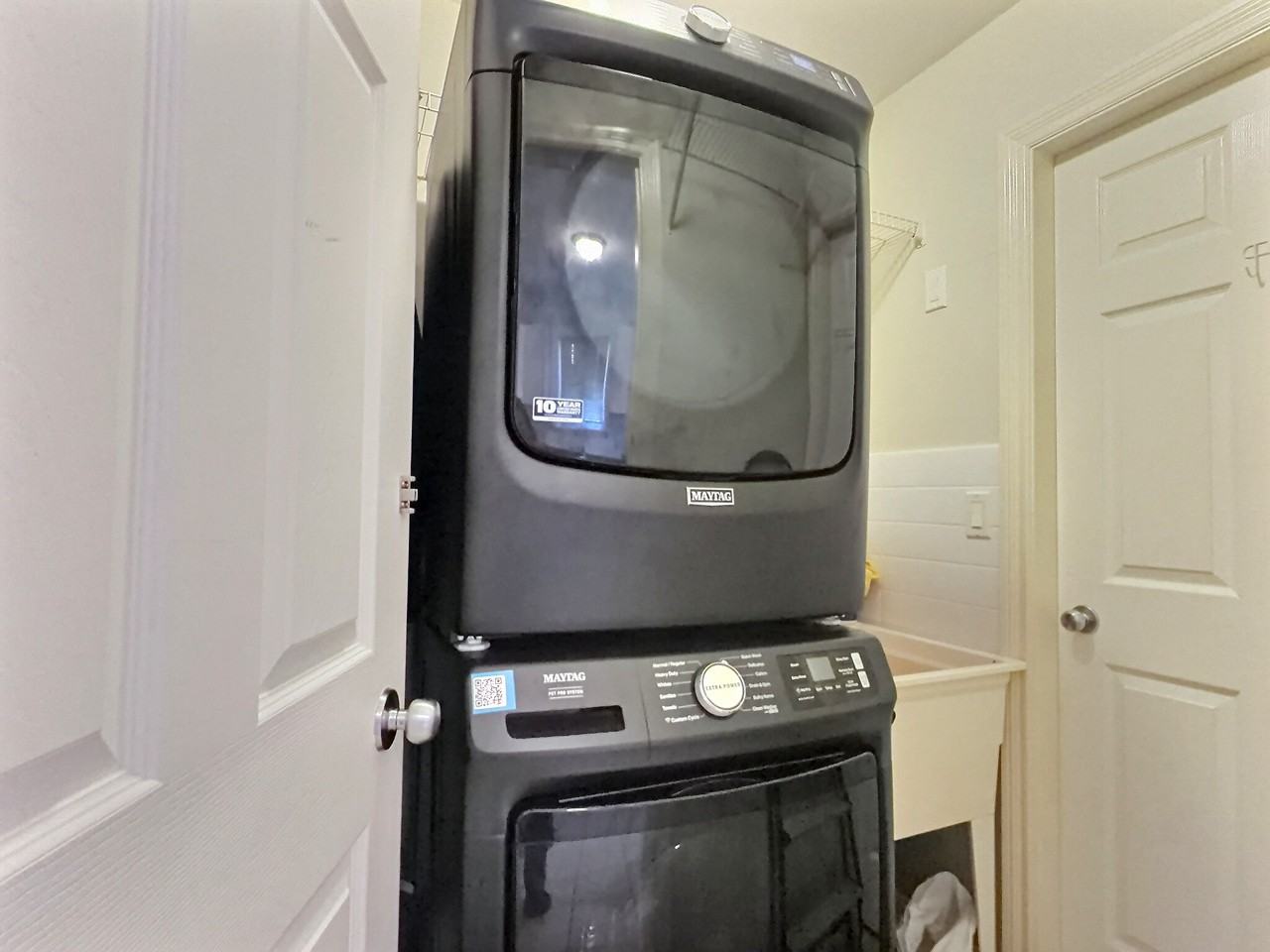 3952 Skeena St - Photo 5 of 7