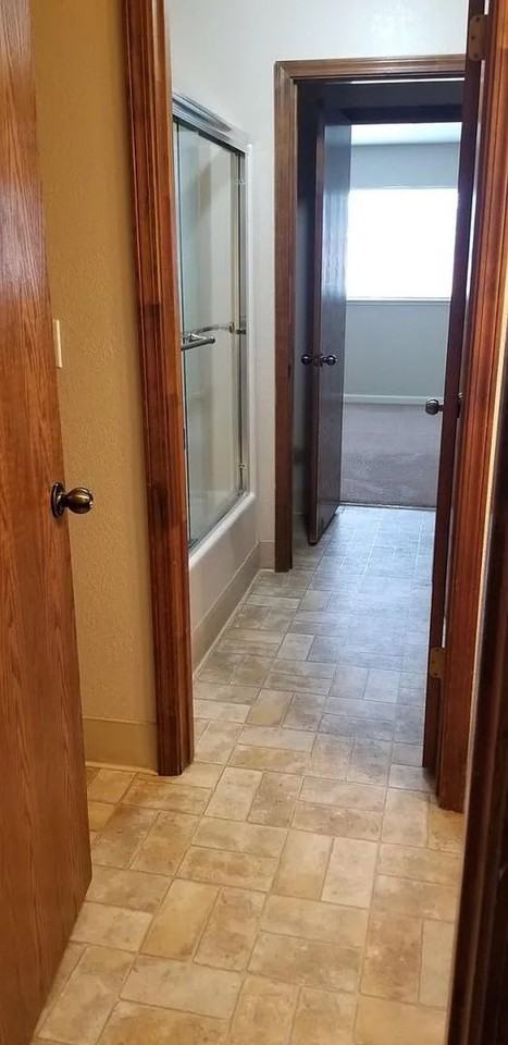 1391 Hillcrest Rd - Photo 6 of 8