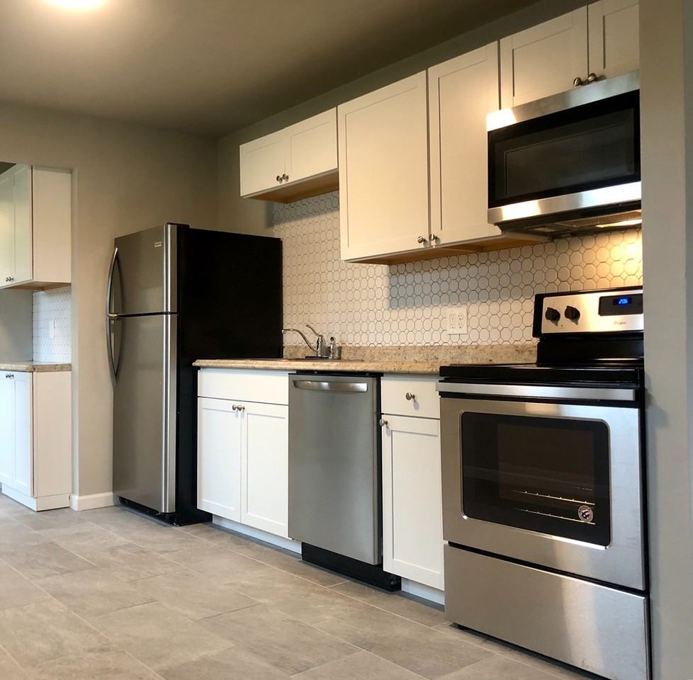 713 Fourth Ave - Photo 2 of 7