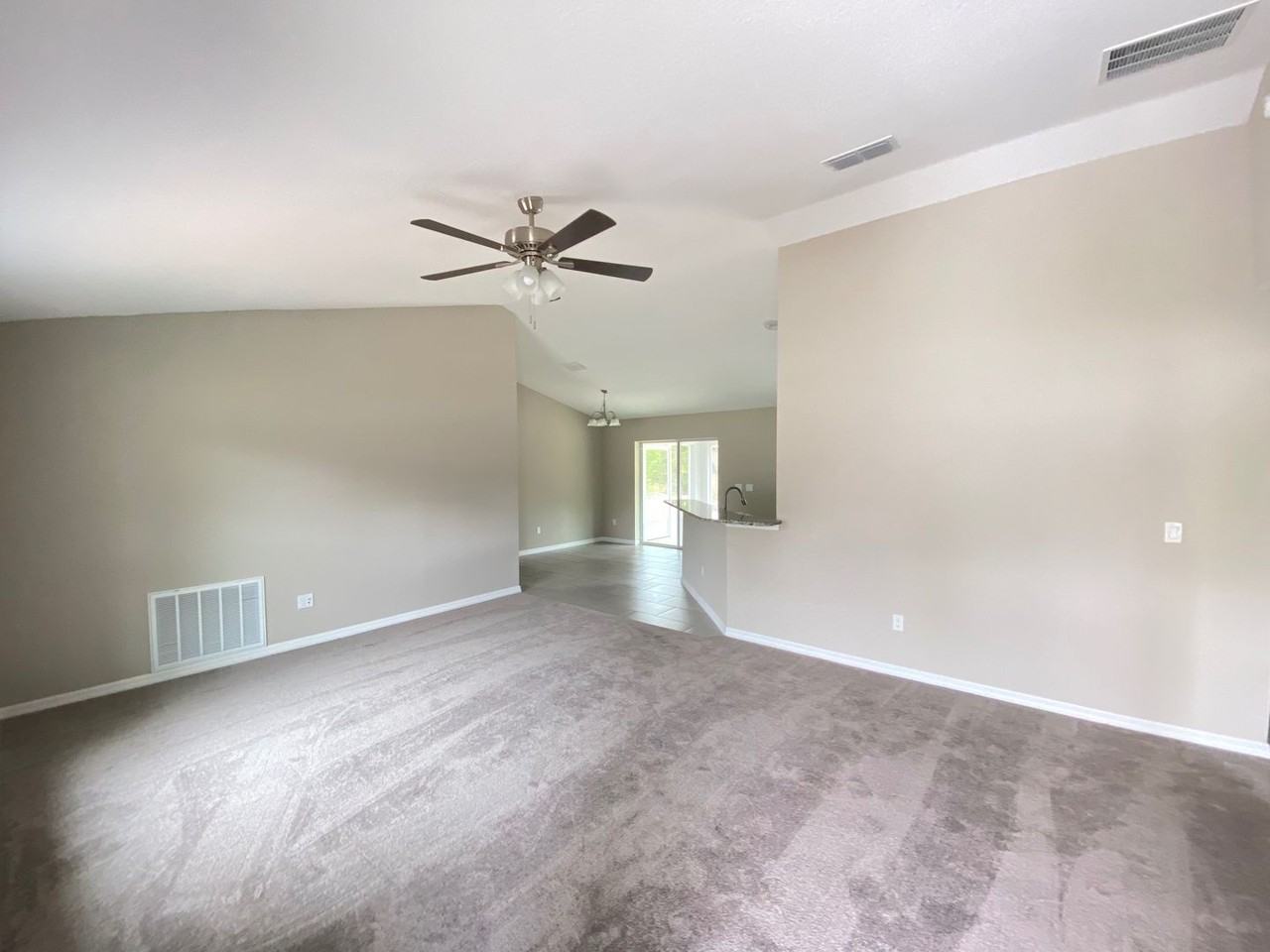 411 Water Rd - Photo 5 of 20