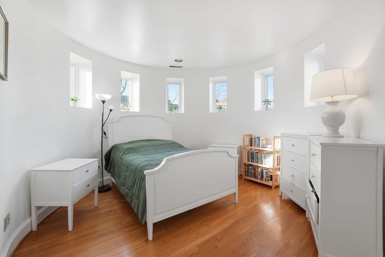301 G St Ne #32 - Photo 6 of 17