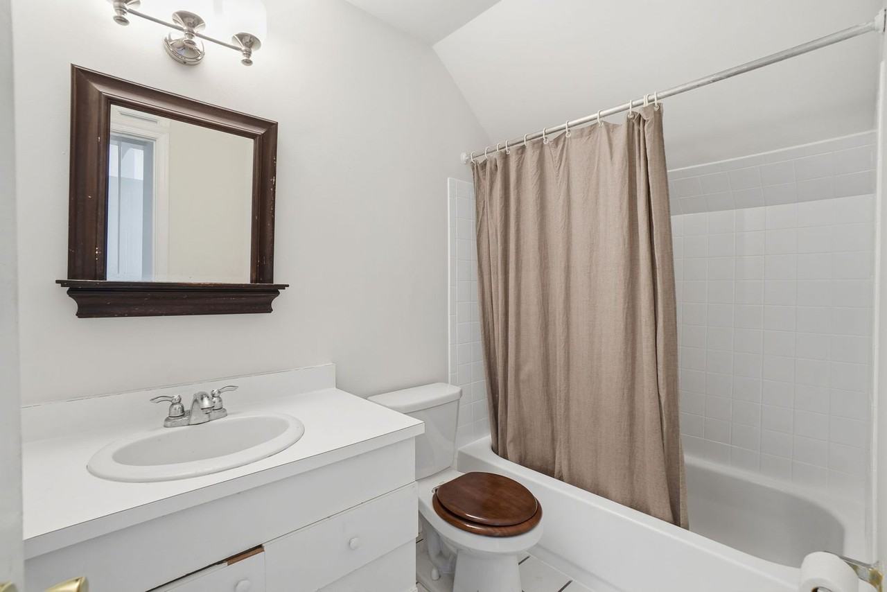 301 G St Ne #32 - Photo 7 of 17