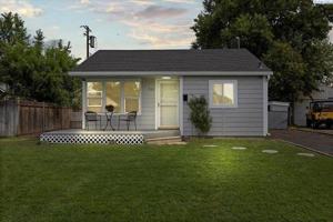 featured image of 706 Willard Ave #1
