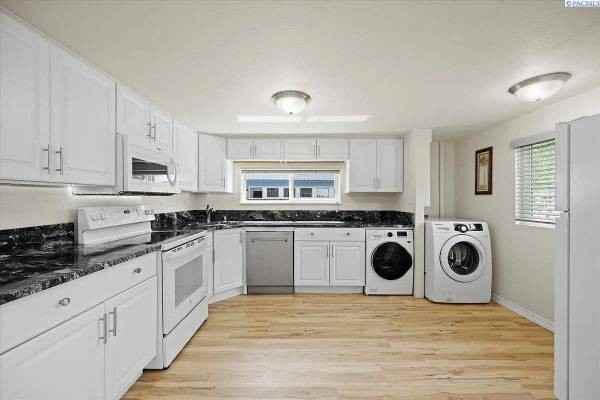 706 Willard Ave #1 - Photo 5 of 20