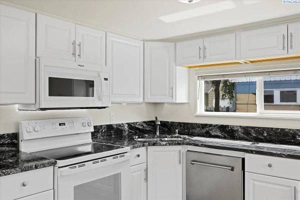 706 Willard Ave #1 - Photo 6 of 20