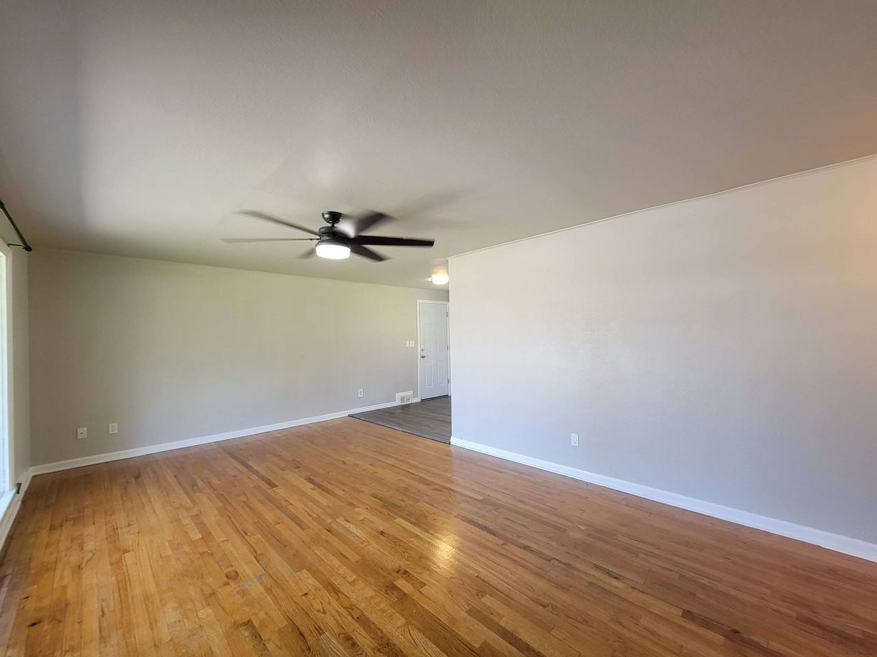 425 W 12th Ave #1 - Photo 5 of 25