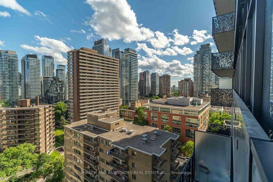 55 Charles Street East - Photo 43