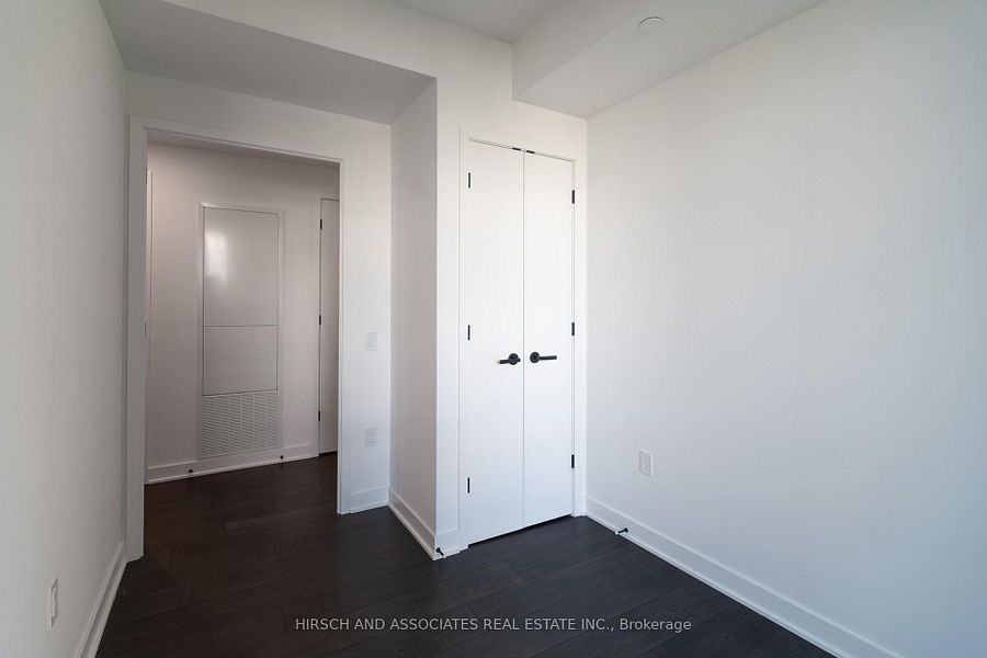 55 Charles Street East - Photo 19