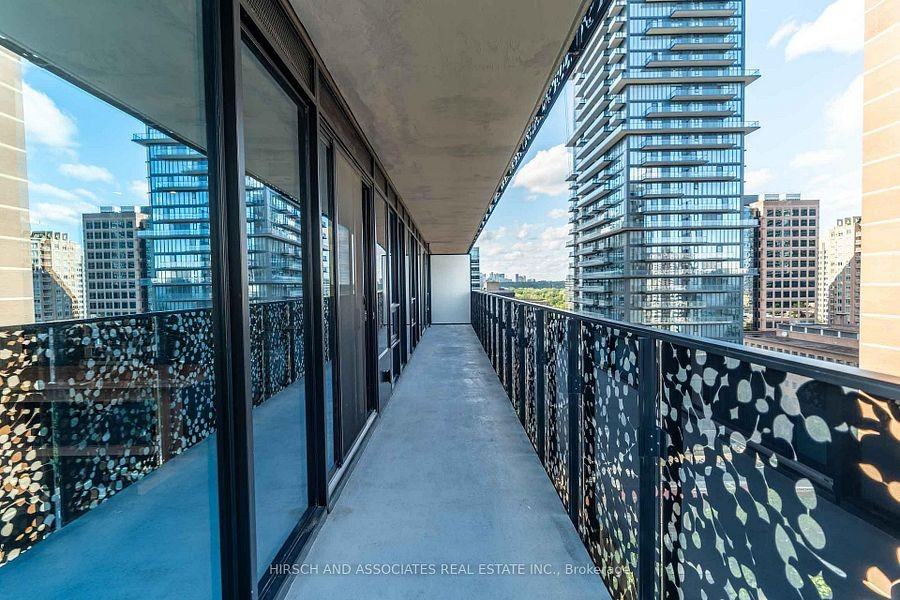 55 Charles Street East - Photo 21