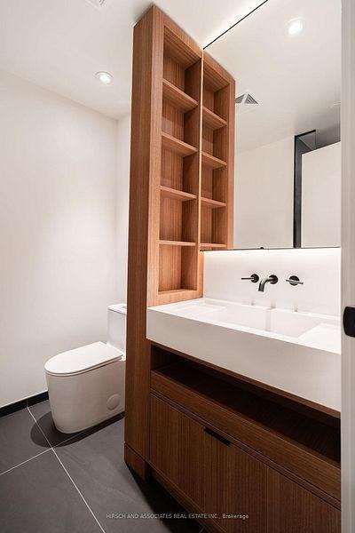 55 Charles Street East - Photo 24