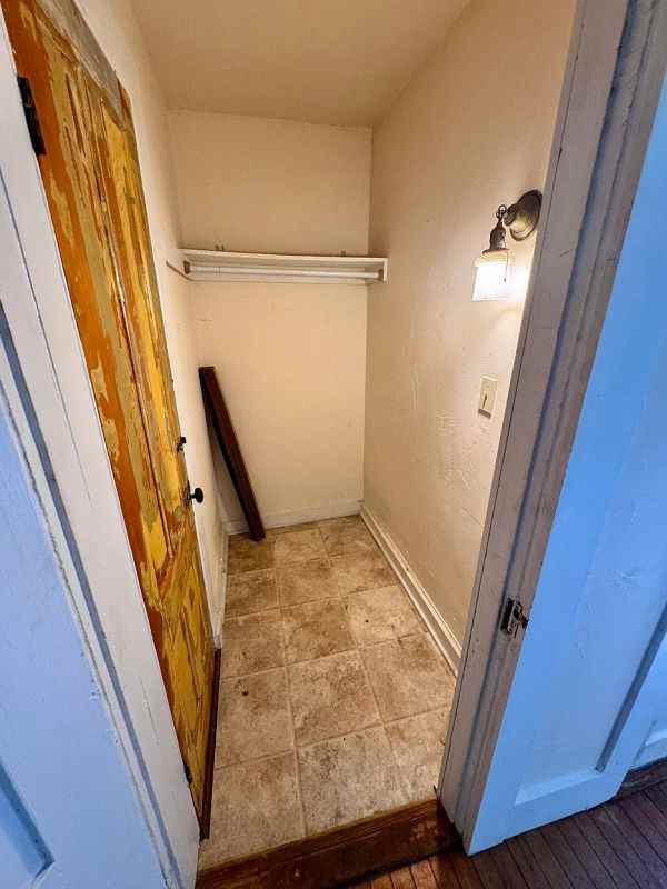 111 Rockwell St ##A - Photo 2 of 10