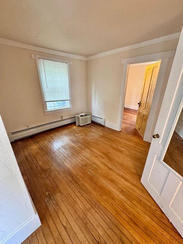 111 Rockwell St ##A - Photo 3 of 10