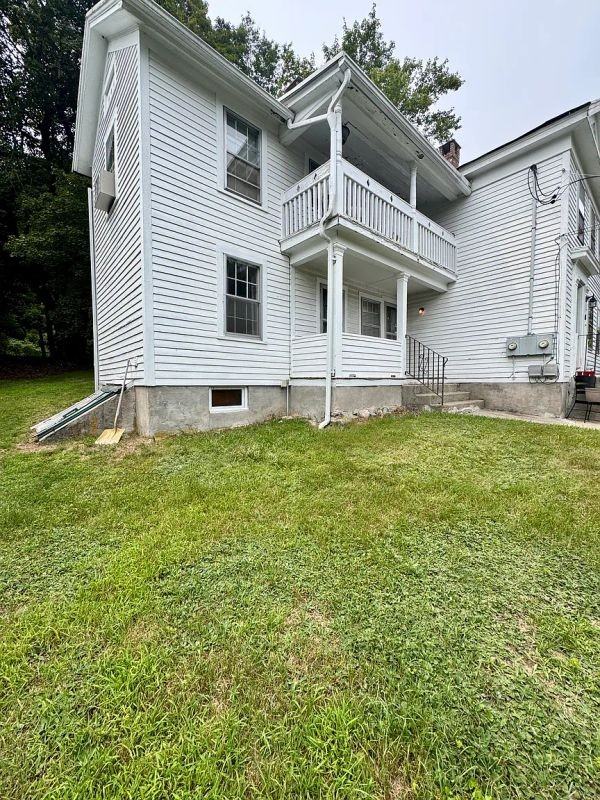 111 Rockwell St ##A - Photo 4 of 10