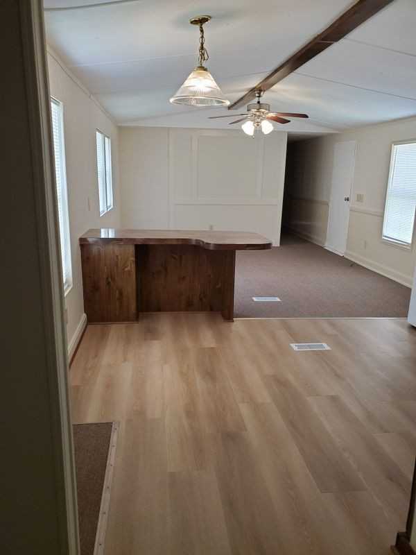200 Austin St - Photo 6 of 25