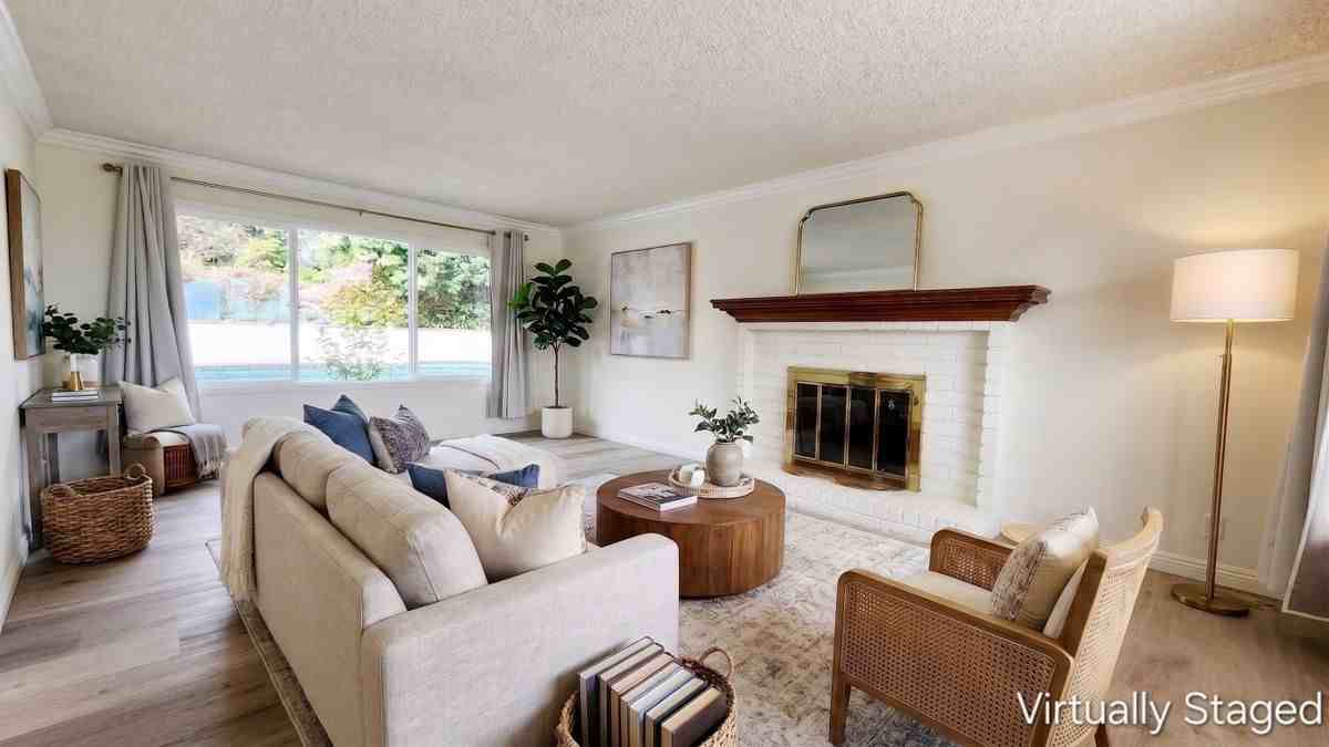 6327 Sattes Dr - Photo 2 of 3