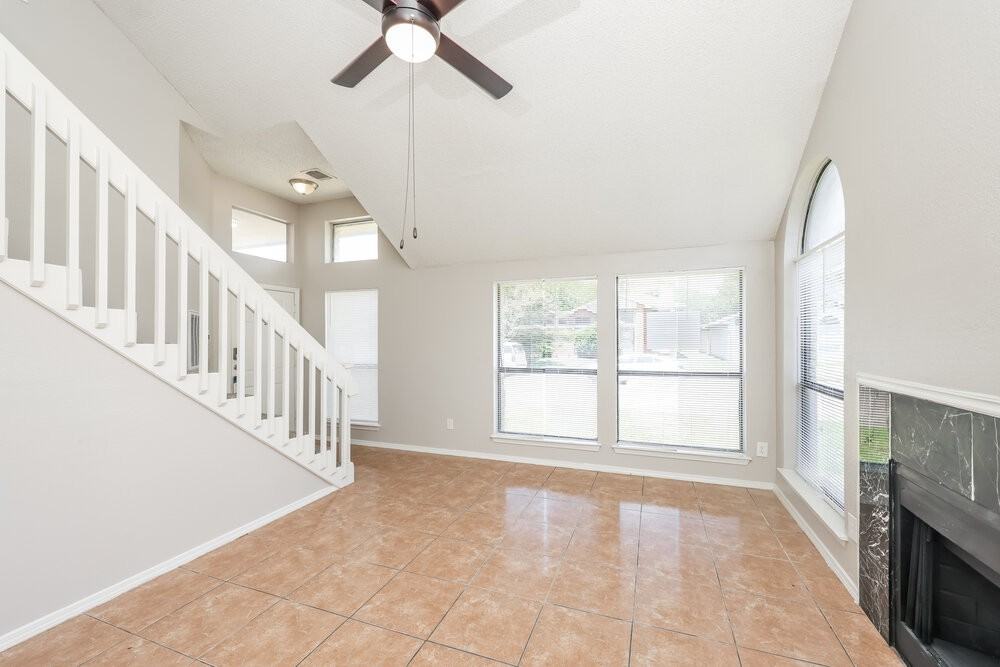2728 Oak Bend Ln - Photo 7 of 17