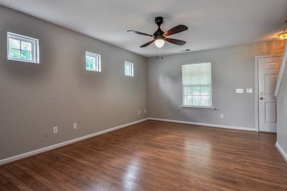 5845 Arbaugh Ct - Photo 3 of 16
