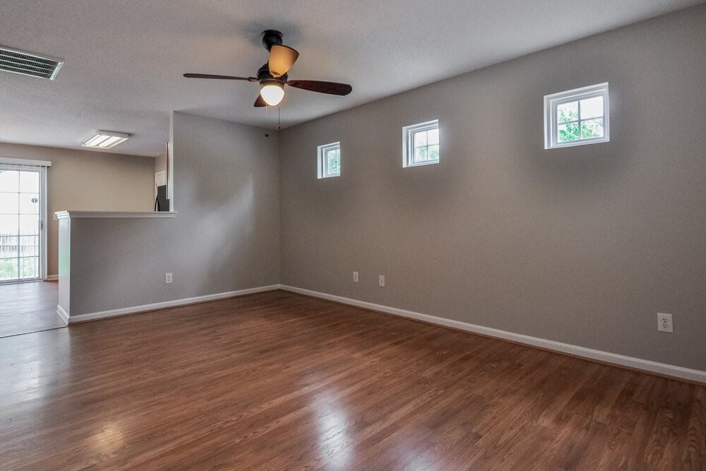 5845 Arbaugh Ct - Photo 4 of 16