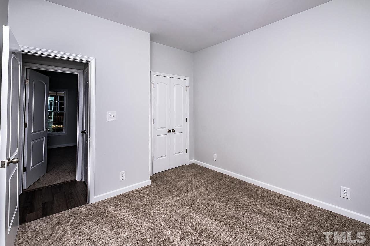 2612 Holloway St - Photo 5 of 19