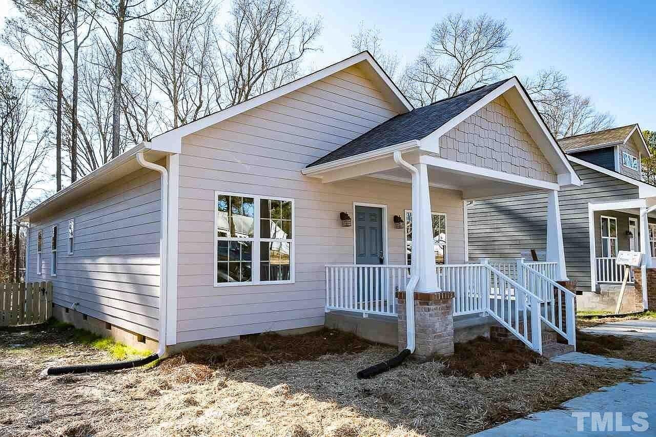 2612 Holloway St - Photo 6 of 19