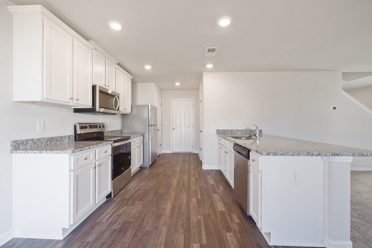 4010 Meredith Woods Ln - Photo 2 of 19