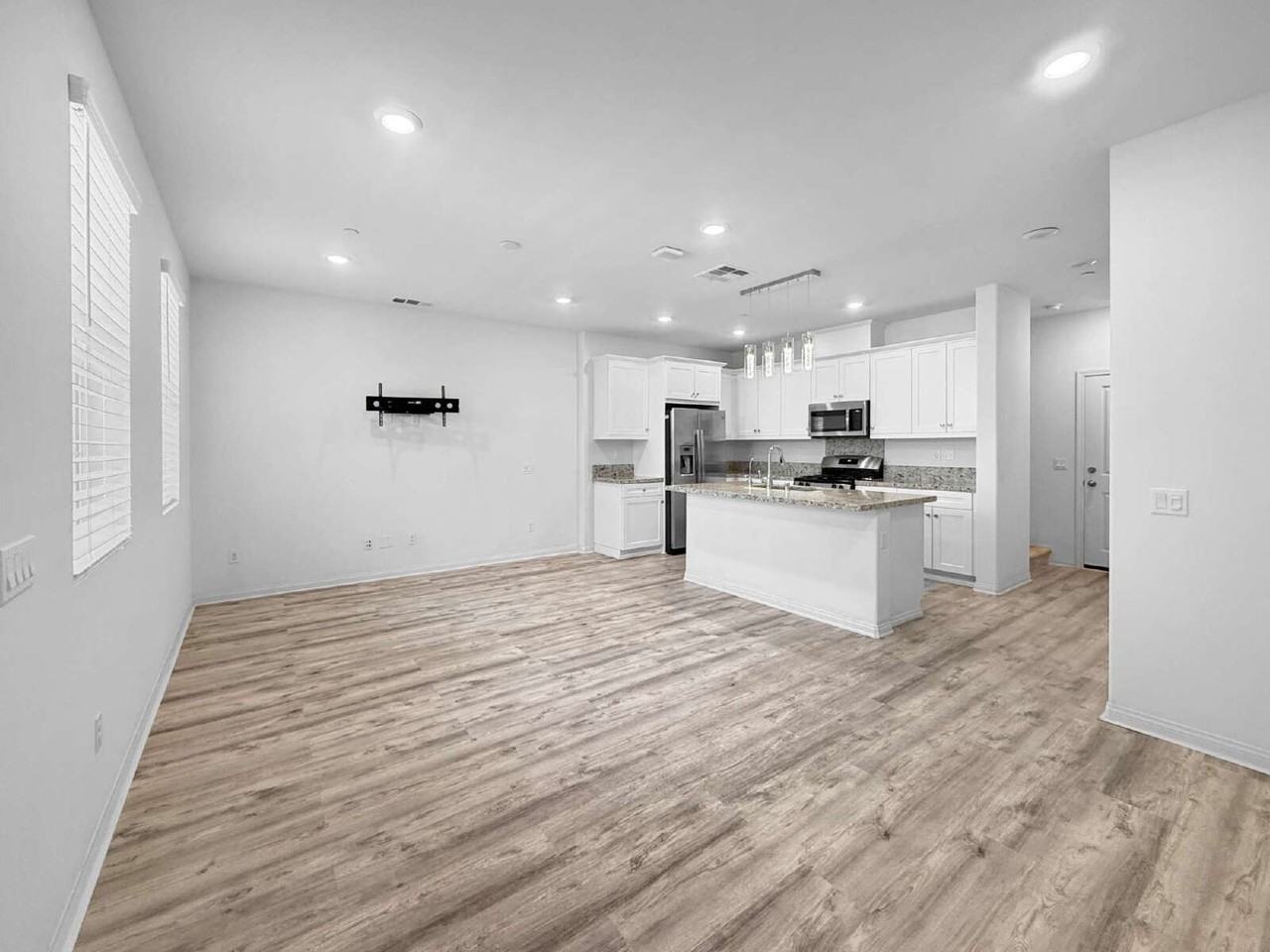 22938 Harvest Mill Cir - Photo 6 of 25