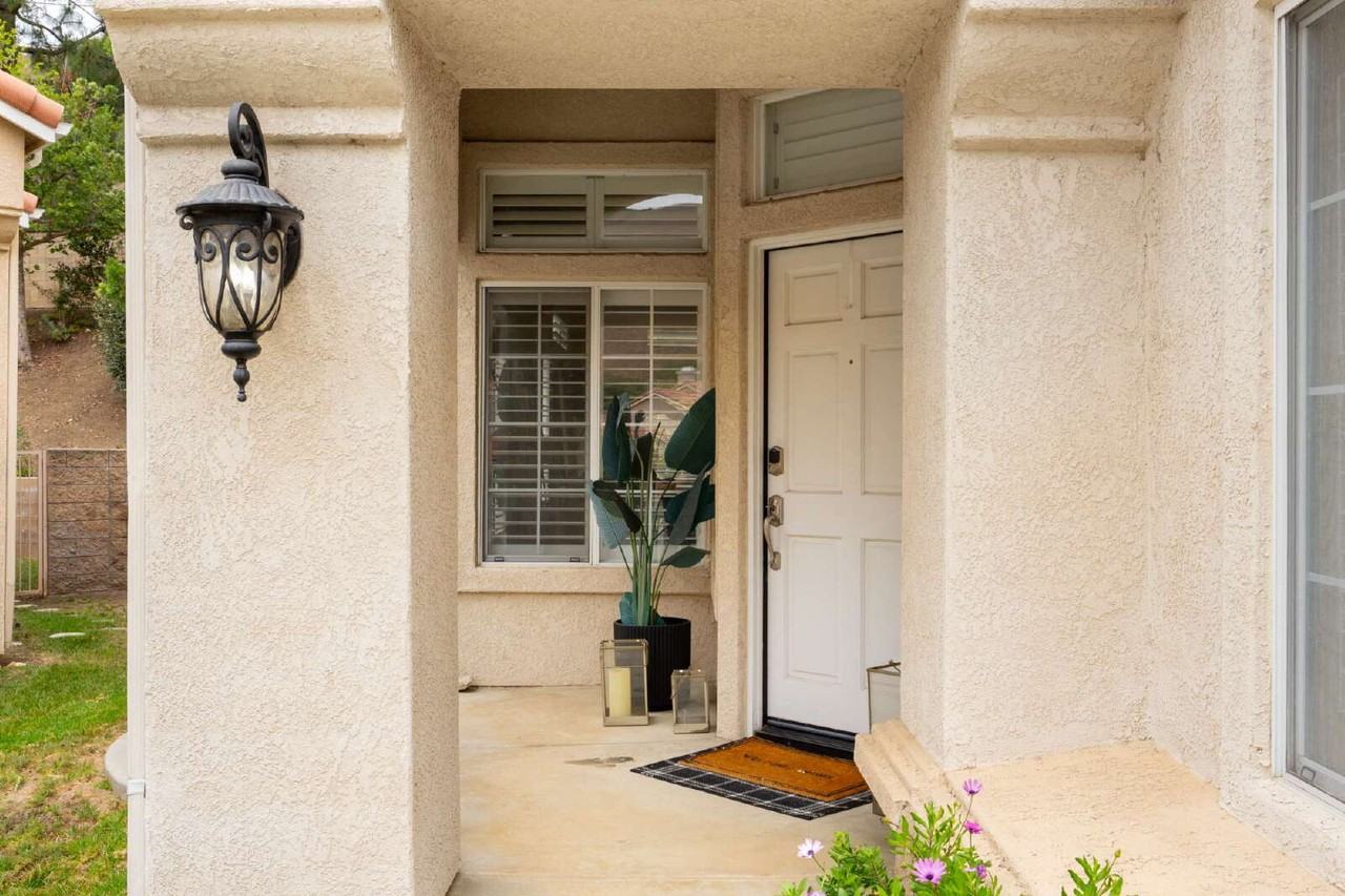 131 Concerto Dr - Photo 3 of 35
