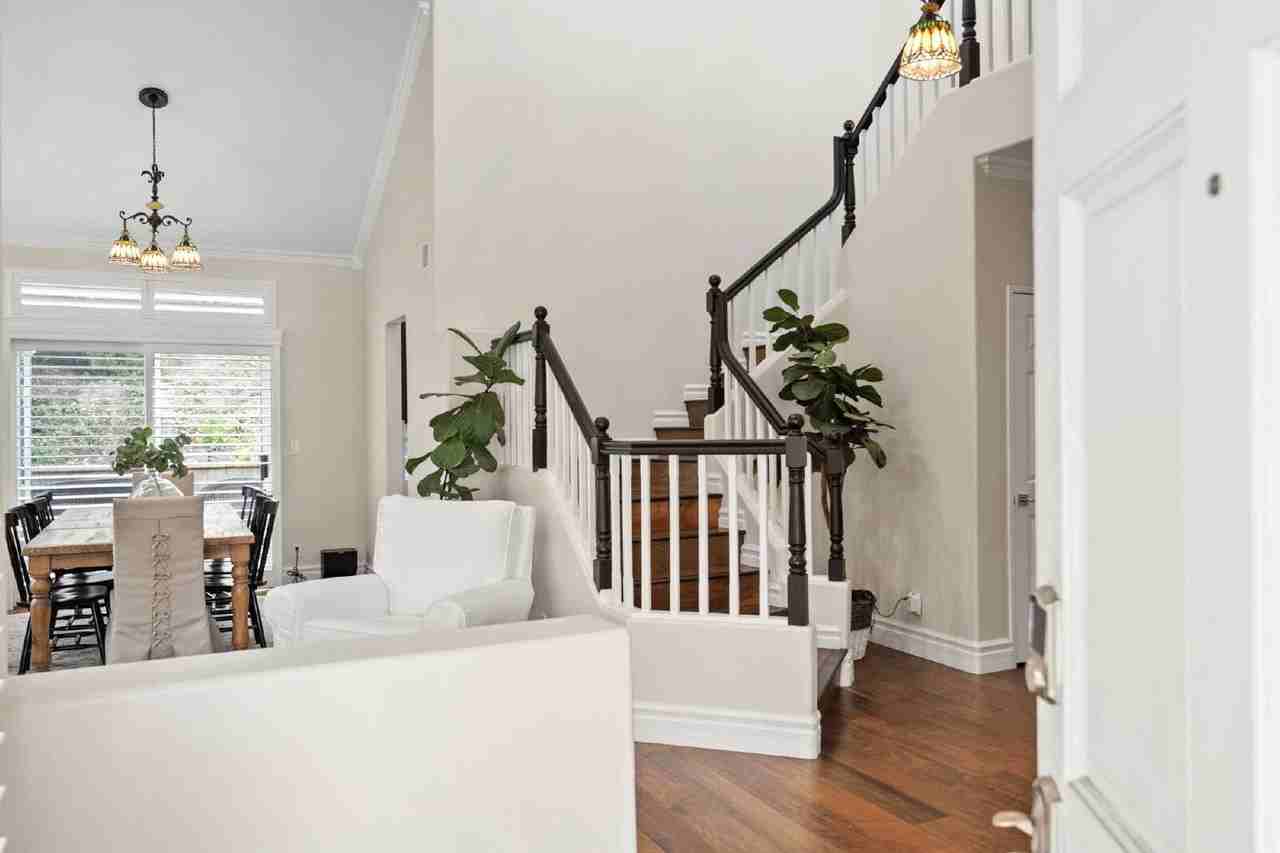 131 Concerto Dr - Photo 4 of 35