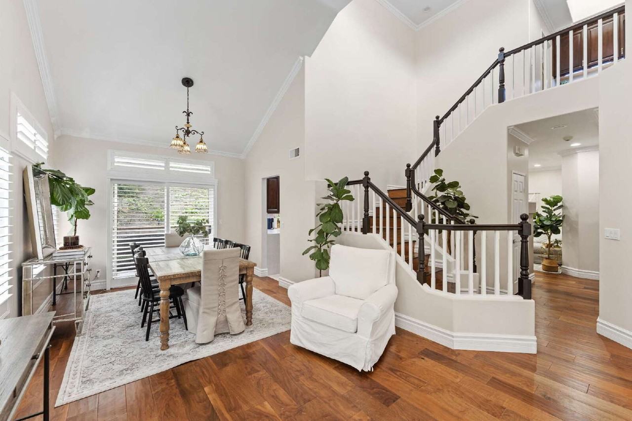 131 Concerto Dr - Photo 6 of 35