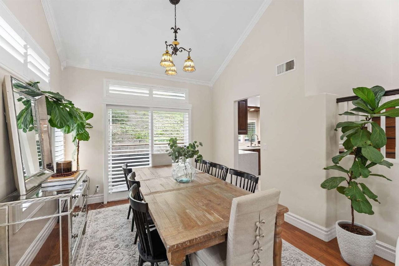 131 Concerto Dr - Photo 7 of 35