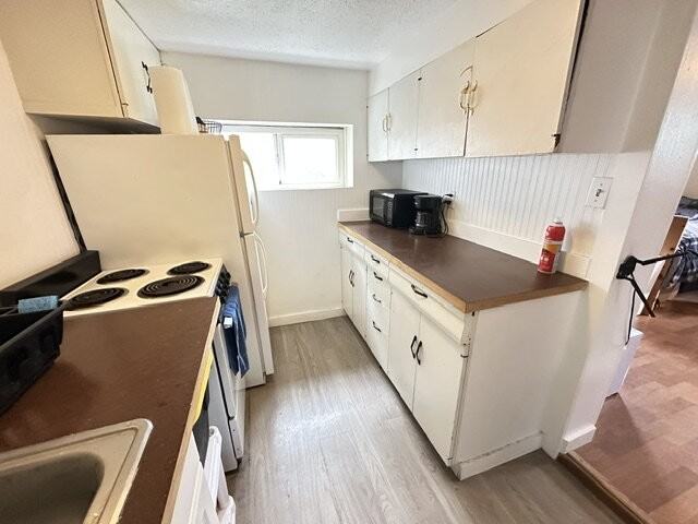 S Almon St - Photo 6 of 11