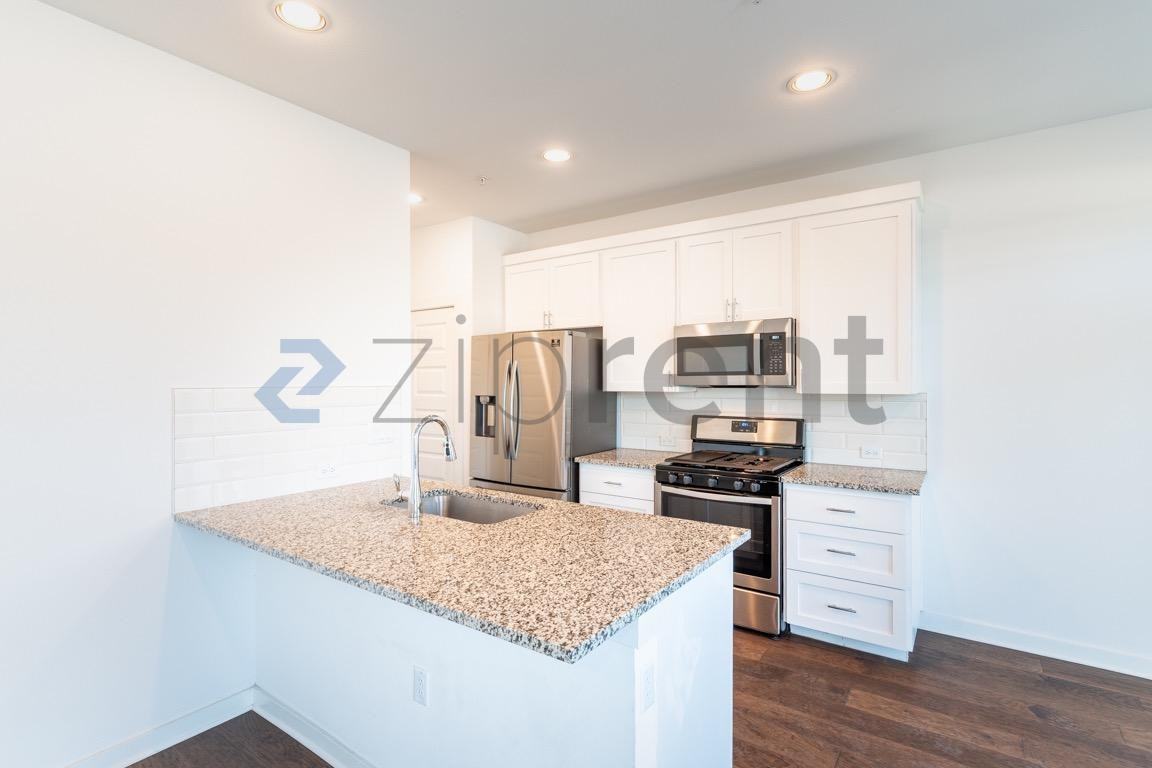 6409 Berkman Dr #7 - Photo 7 of 20