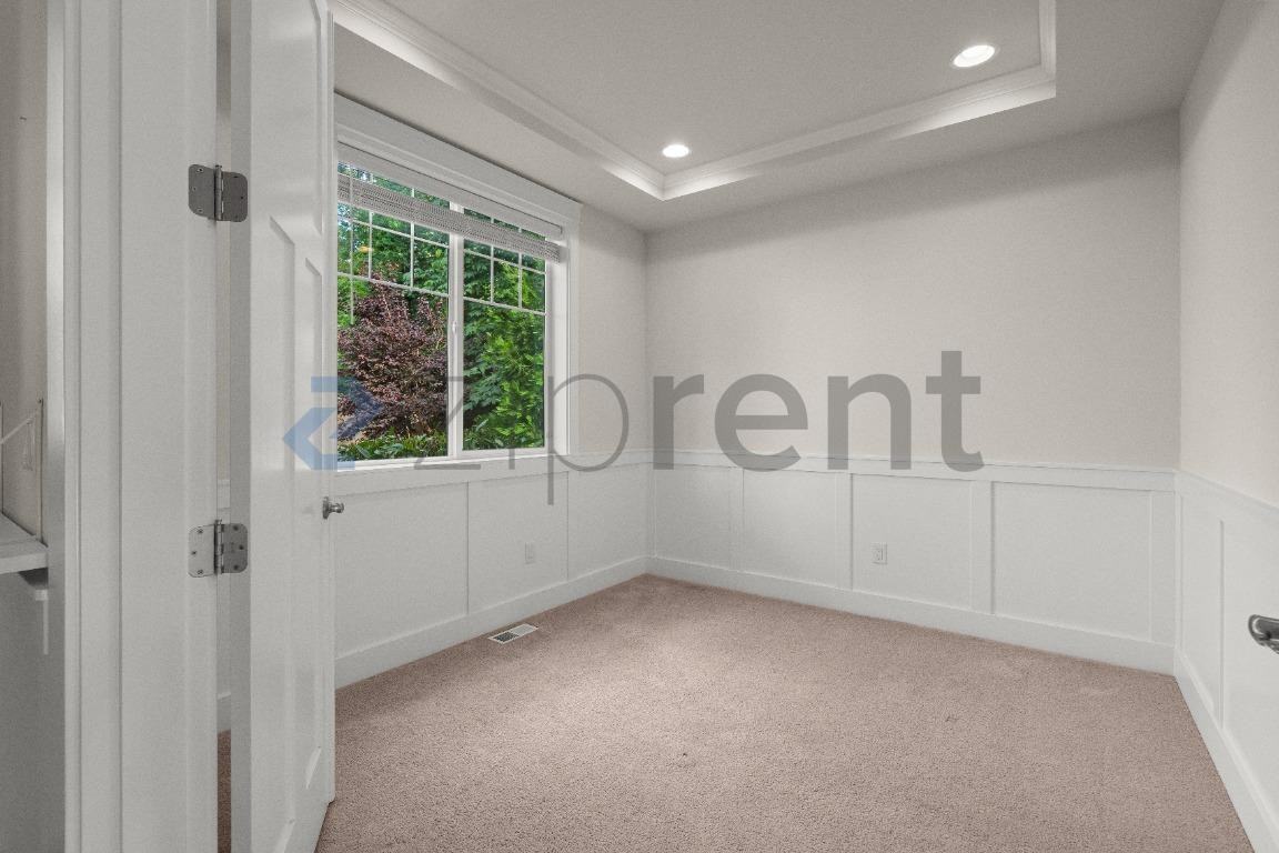5099 229th Ave Se - Photo 5 of 27