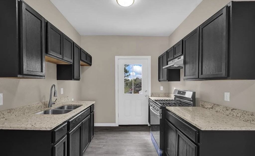368 Milton Rd #A - Photo 2 of 10