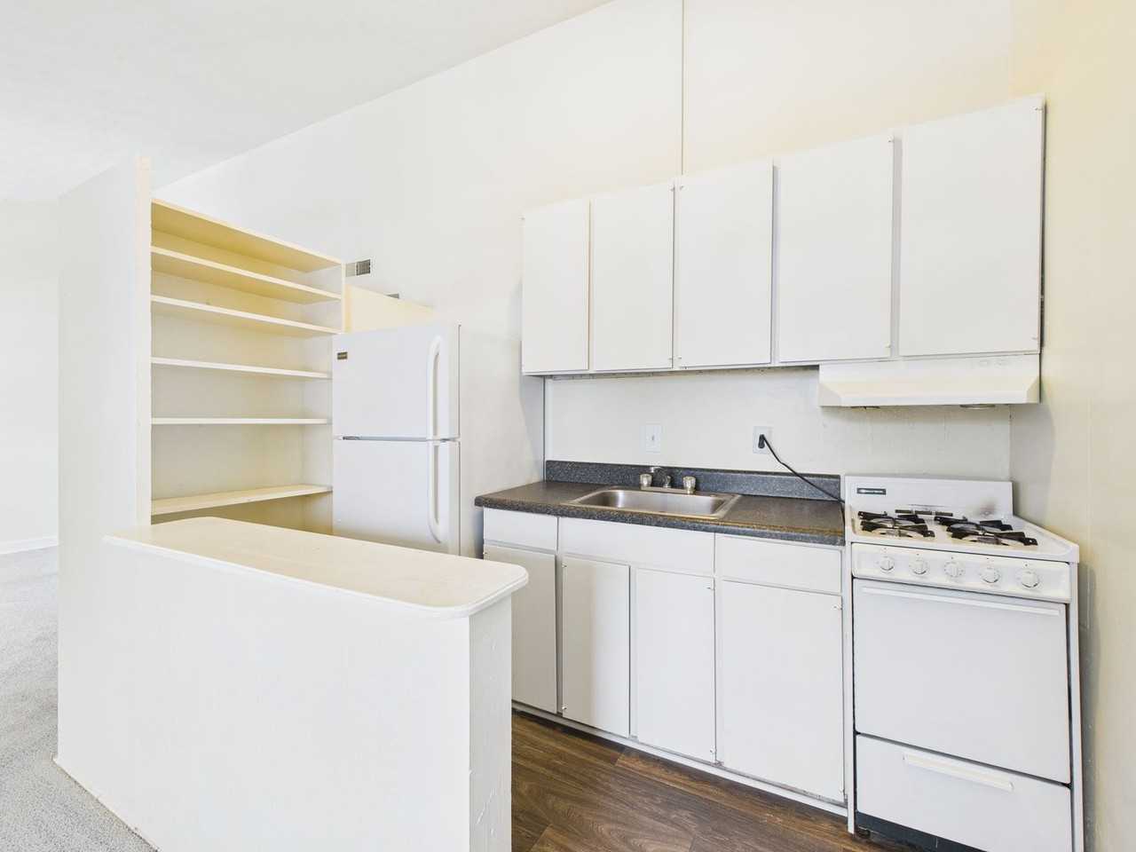 3202 Midlothian Tpke #3202D - Photo 4 of 9