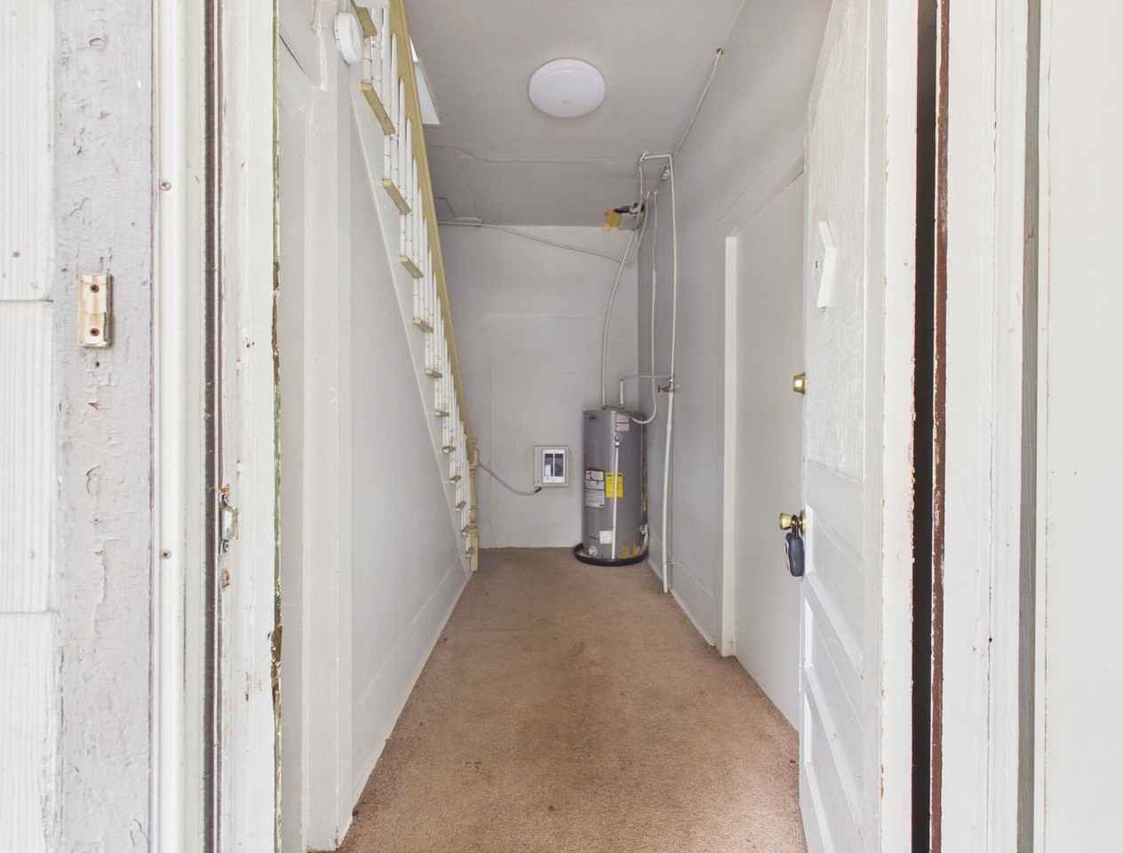516 Park St #A - Photo 4 of 16