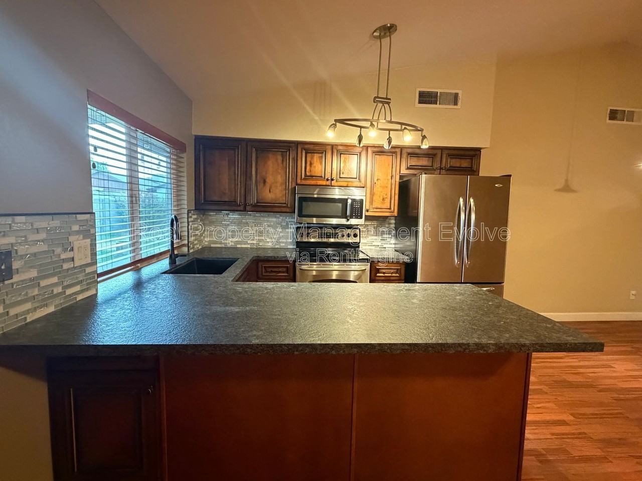 16645 N 34th Dr - Photo 6 of 29