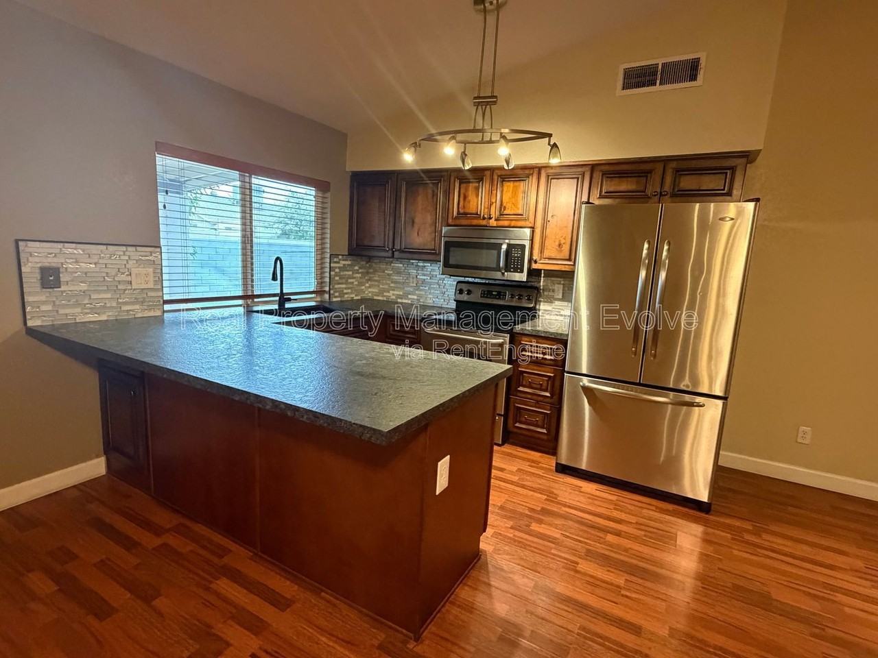 16645 N 34th Dr - Photo 7 of 29