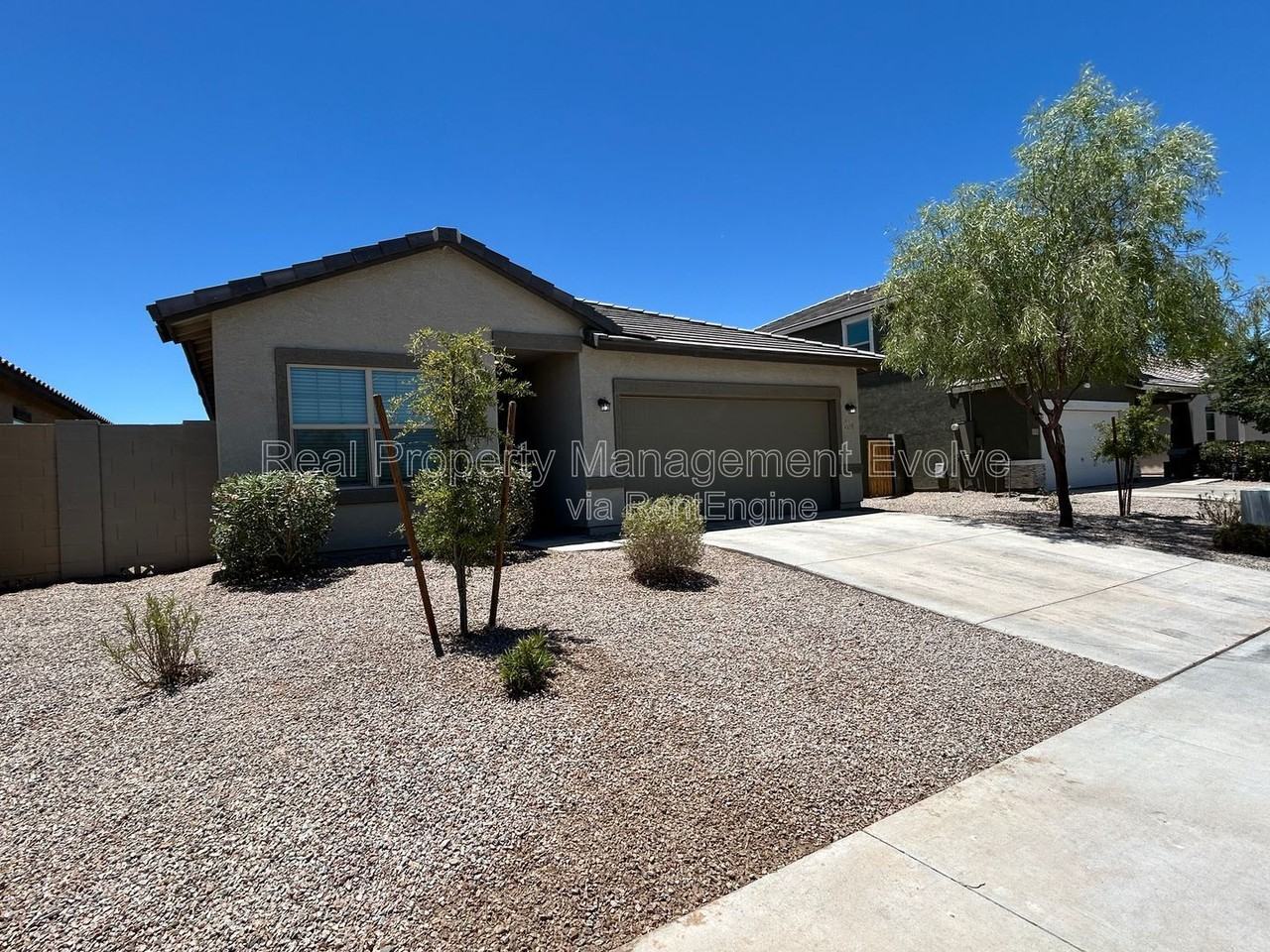 6551 W Magdalena Ln - Photo 2 of 33