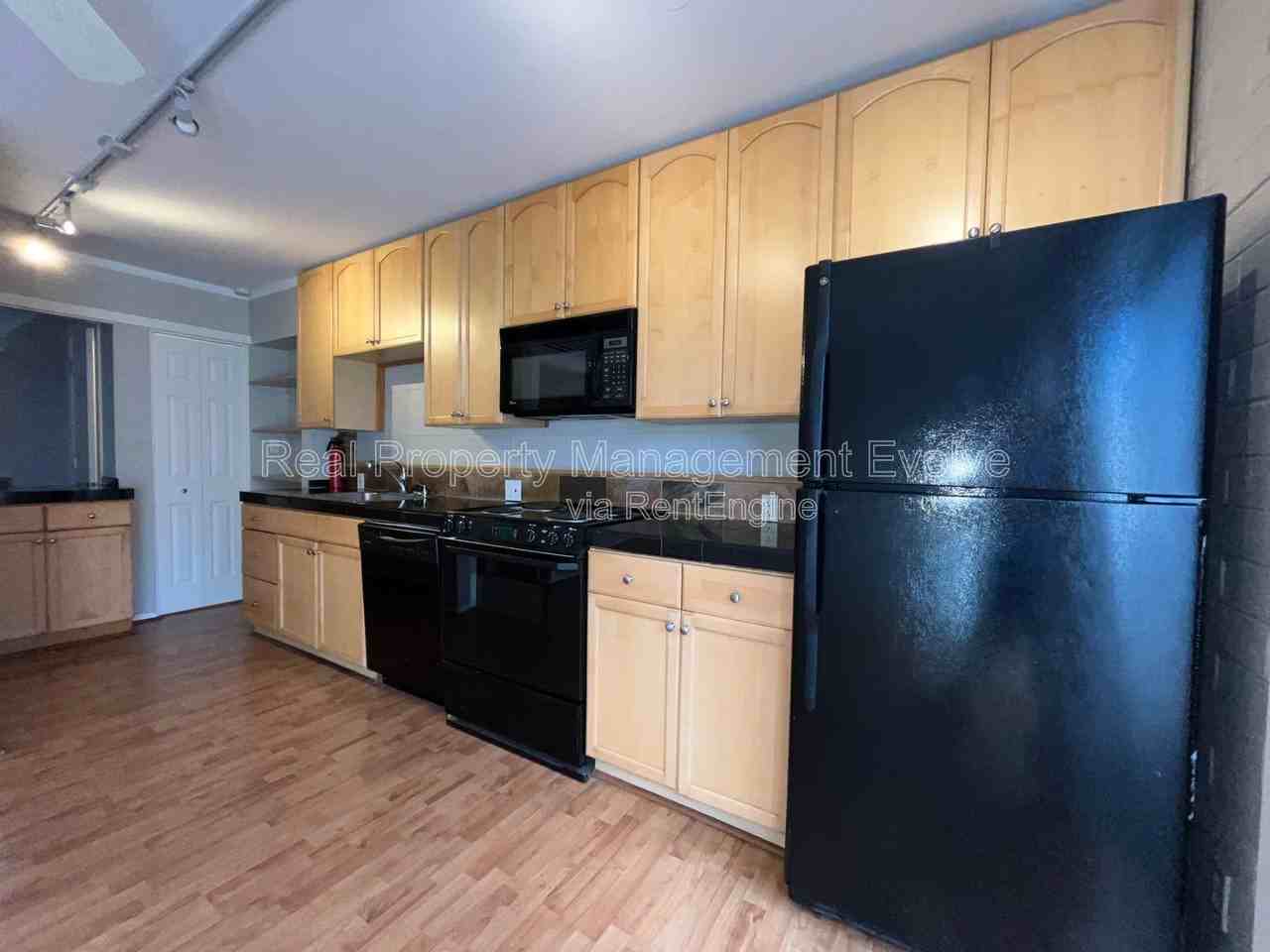 3637 E Monterosa St #7 - Photo 5 of 19