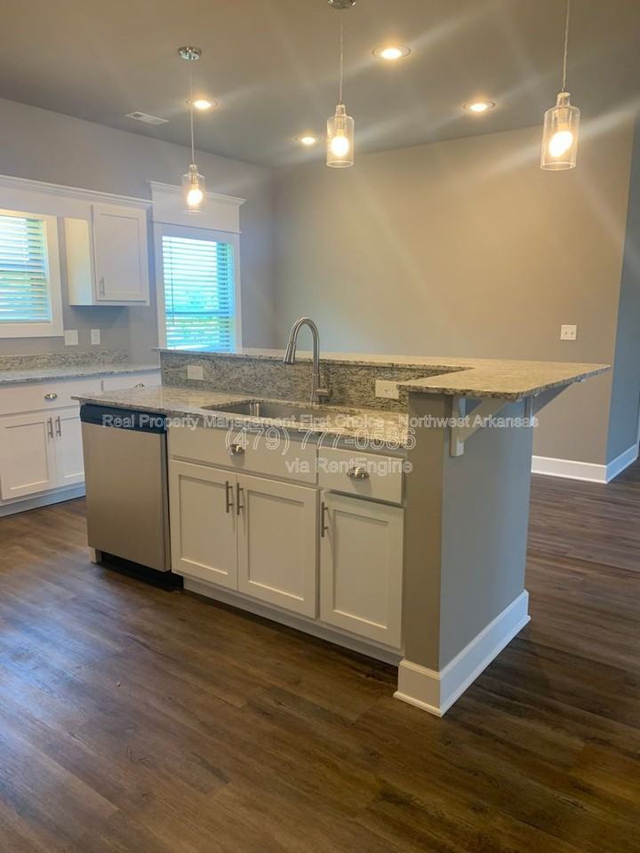 537 Buckboard Rd - Photo 6 of 20