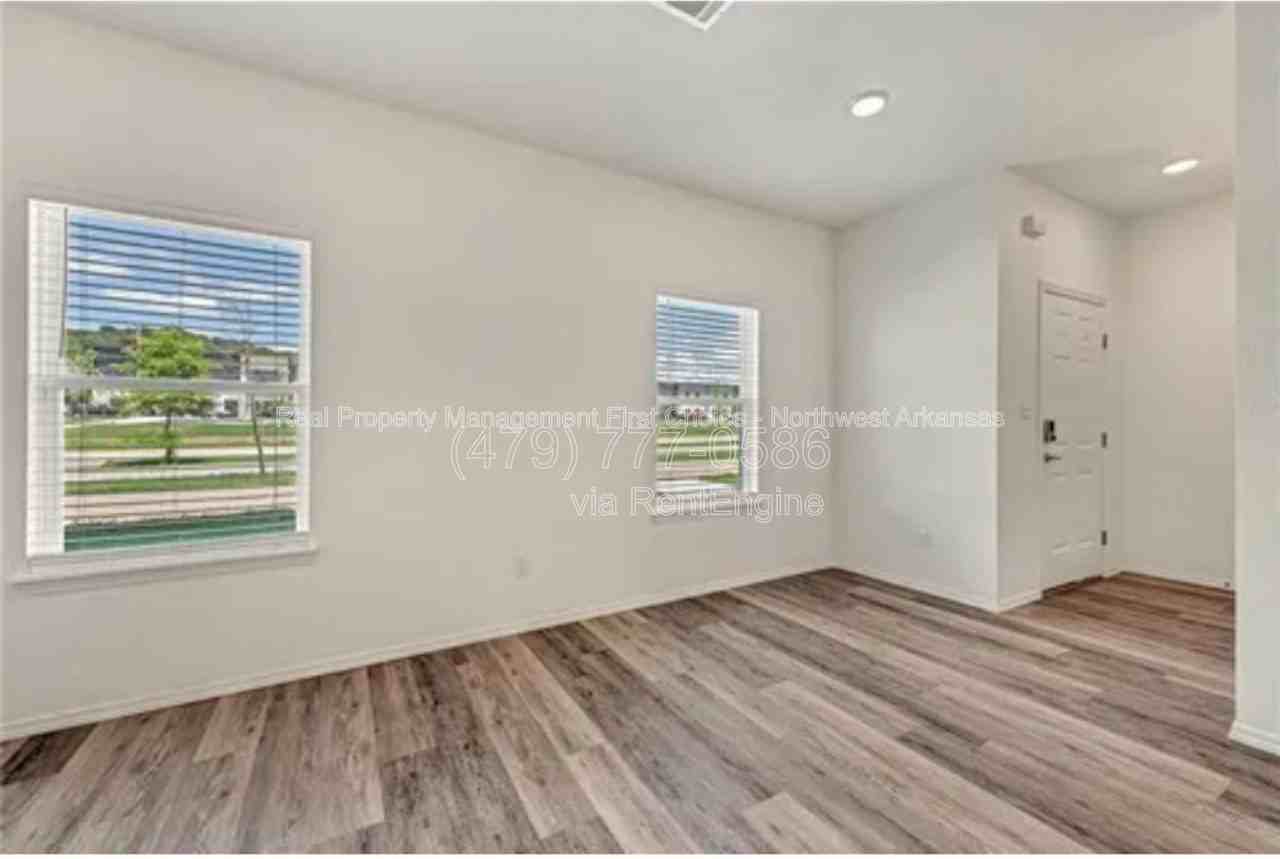 926 S Benchmark Ln #926-2 - Photo 5 of 23