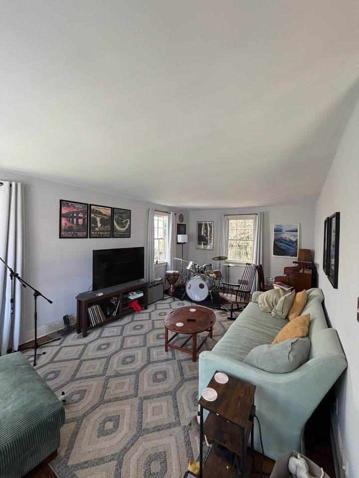 5008 Patterson Ave - Photo 2 of 14