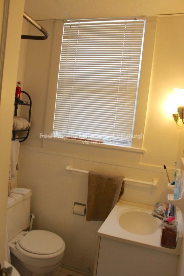 203 Lehigh Ave #2 - Photo 6 of 9