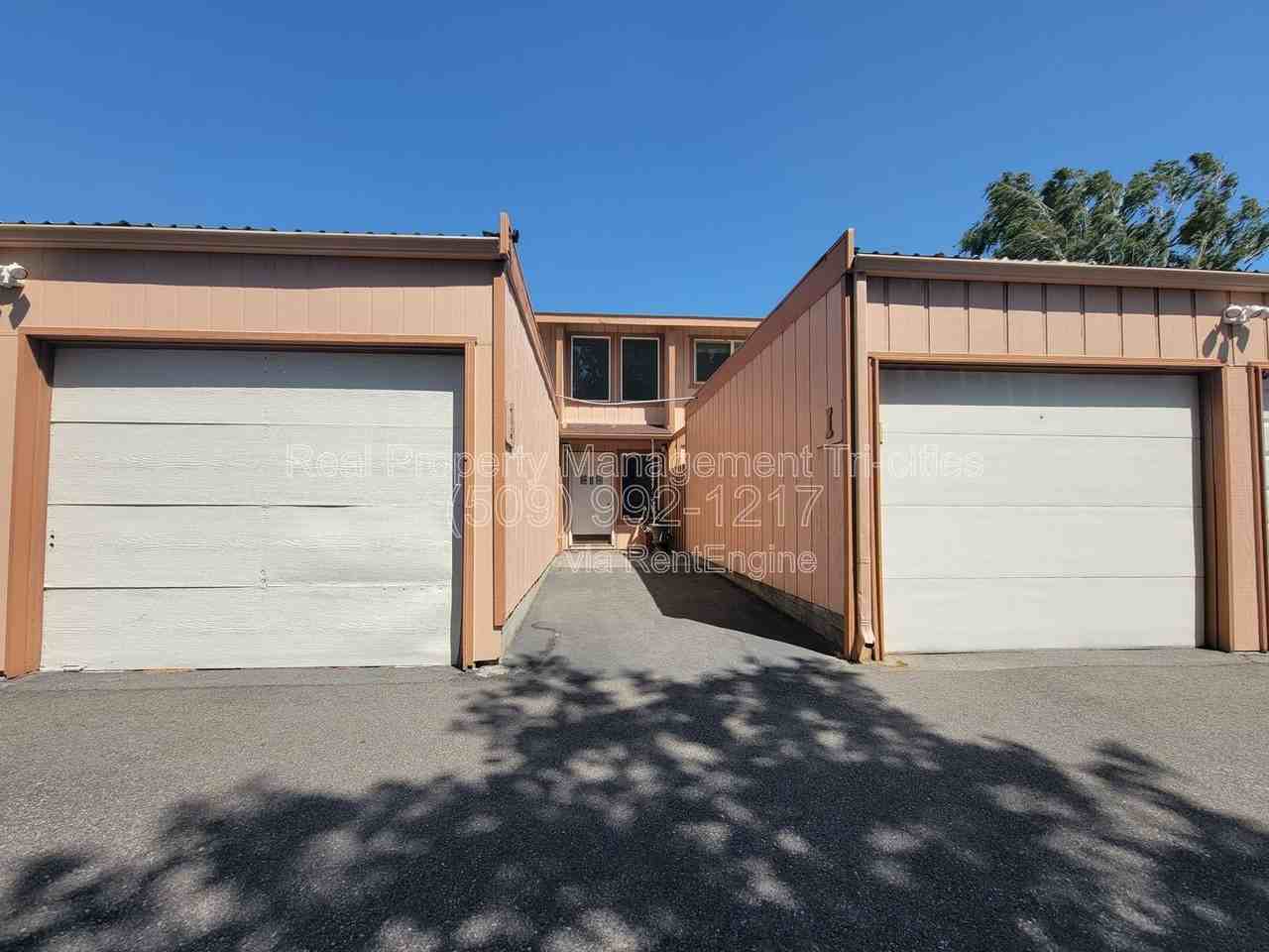 3121 W Hood Ave #I203