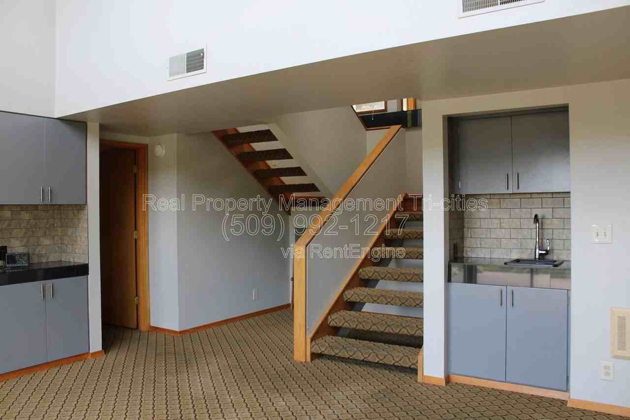 600 W 26th Pl - Photo 7 of 14