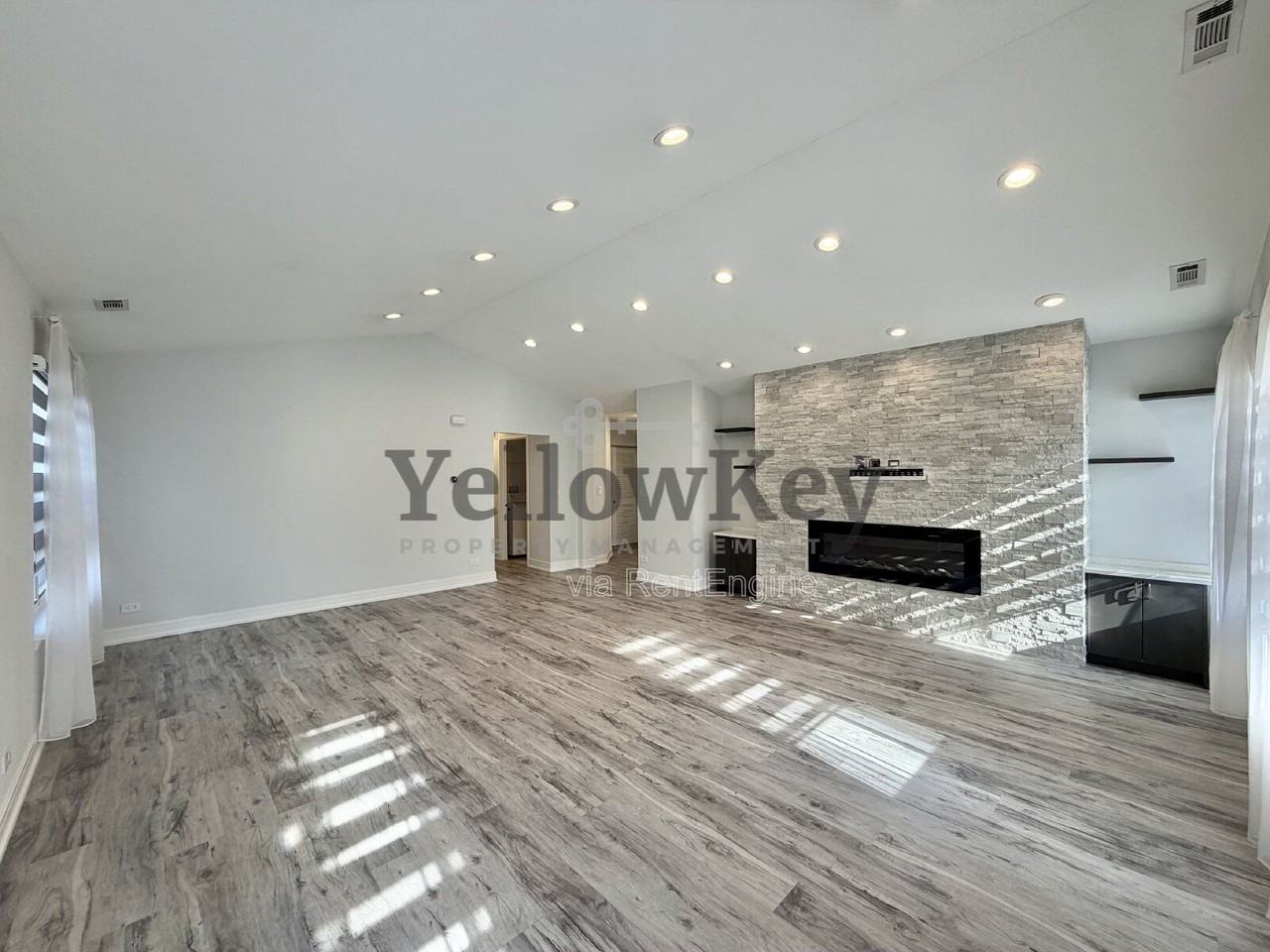 272 Blue Spruce Ln - Photo 4 of 13