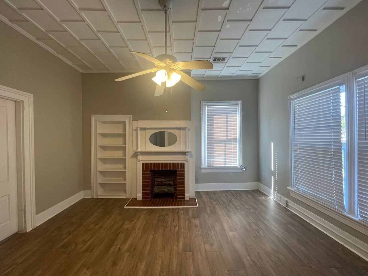 982 Magnolia St - Photo 3 of 17